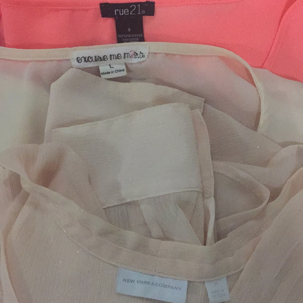 6 Blouses Bundle! - image 5